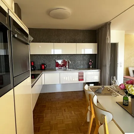 1 A Lage Direkte Seenaehe Apartmán *
