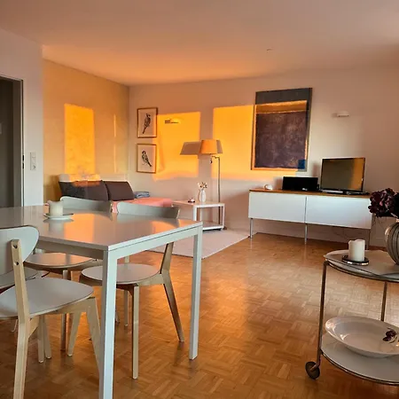 1 A Lage Direkte Seenaehe Daire *